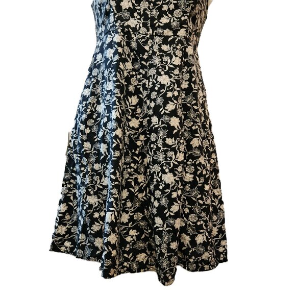 ❤️ 4/$20 Old Navy dress Women's XS Black ivory floral Sleeveless summer flare - Picture 3 of 13